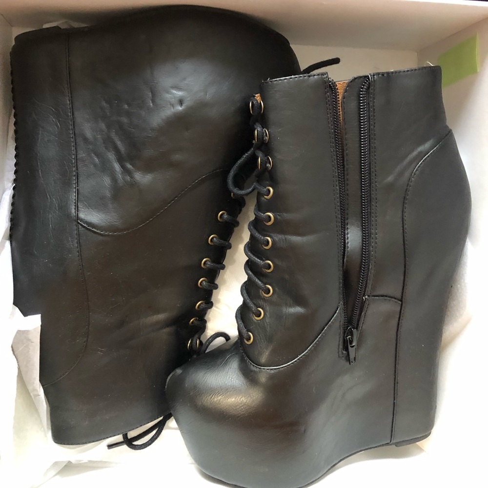 Jeffrey Campbell Pumps - Picture 3 of 3